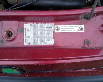 Красный Шкода Фелиция, объемом двигателя 1.9 л и пробегом 357 тыс. км за 1800 $, фото 8 на Automoto.ua