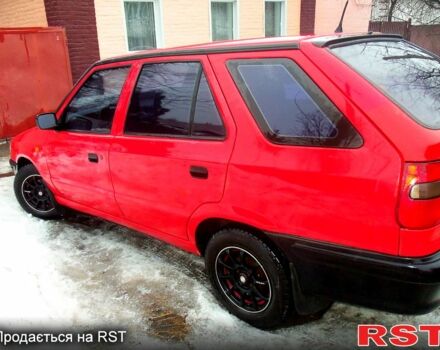 Красный Шкода Фелиция, объемом двигателя 1.6 л и пробегом 515 тыс. км за 2000 $, фото 2 на Automoto.ua