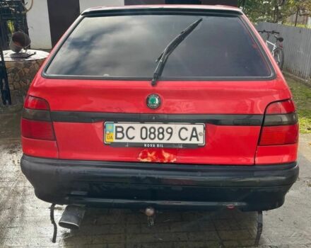 Красный Шкода Фелиция, объемом двигателя 1.3 л и пробегом 424 тыс. км за 1200 $, фото 4 на Automoto.ua