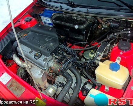 Красный Шкода Фелиция, объемом двигателя 1.6 л и пробегом 515 тыс. км за 2000 $, фото 4 на Automoto.ua