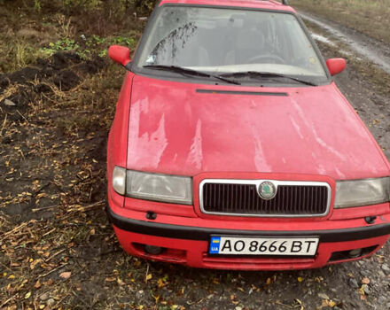 Красный Шкода Фелиция, объемом двигателя 1.6 л и пробегом 260 тыс. км за 1950 $, фото 1 на Automoto.ua
