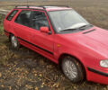 Красный Шкода Фелиция, объемом двигателя 1.6 л и пробегом 260 тыс. км за 1950 $, фото 2 на Automoto.ua
