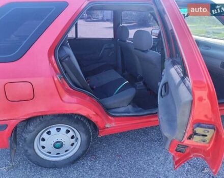 Красный Шкода Фелиция, объемом двигателя 1.3 л и пробегом 200 тыс. км за 1700 $, фото 10 на Automoto.ua