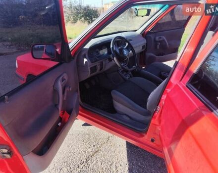 Красный Шкода Фелиция, объемом двигателя 1.3 л и пробегом 200 тыс. км за 1700 $, фото 15 на Automoto.ua