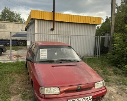 Червоний Шкода Феліція, об'ємом двигуна 1.3 л та пробігом 200 тис. км за 243 $, фото 1 на Automoto.ua