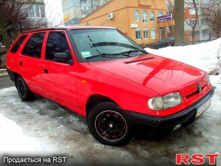 Красный Шкода Фелиция, объемом двигателя 1.6 л и пробегом 515 тыс. км за 2000 $, фото 1 на Automoto.ua