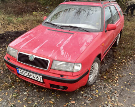 Красный Шкода Фелиция, объемом двигателя 1.6 л и пробегом 260 тыс. км за 1950 $, фото 1 на Automoto.ua
