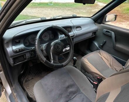 Серый Шкода Фелиция, объемом двигателя 1.3 л и пробегом 395 тыс. км за 1319 $, фото 6 на Automoto.ua