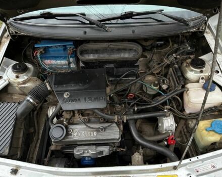 Серый Шкода Фелиция, объемом двигателя 1.3 л и пробегом 395 тыс. км за 1319 $, фото 12 на Automoto.ua