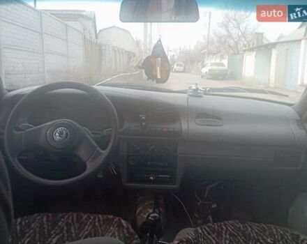 Серый Шкода Фелиция, объемом двигателя 1.3 л и пробегом 249 тыс. км за 1200 $, фото 9 на Automoto.ua