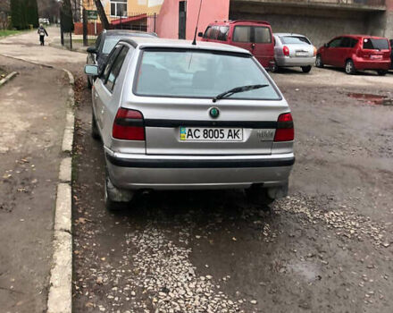 Серый Шкода Фелиция, объемом двигателя 1.3 л и пробегом 230 тыс. км за 1400 $, фото 2 на Automoto.ua