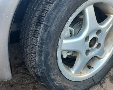 Серый Шкода Фелиция, объемом двигателя 1.3 л и пробегом 300 тыс. км за 1800 $, фото 4 на Automoto.ua