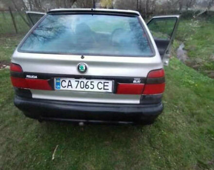 Сірий Шкода Феліція, об'ємом двигуна 1.3 л та пробігом 300 тис. км за 1400 $, фото 1 на Automoto.ua