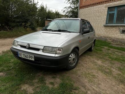 Шкода Фелиция 1997 в Чернигове на Automoto.ua Серый Шкода Фелиция, объемом двигателя 1.3 л и пробегом 395 тыс. км за 1319 $, фото 1 на Automoto.ua