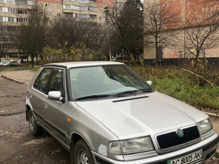 Серый Шкода Фелиция, объемом двигателя 1.3 л и пробегом 230 тыс. км за 1400 $, фото 1 на Automoto.ua