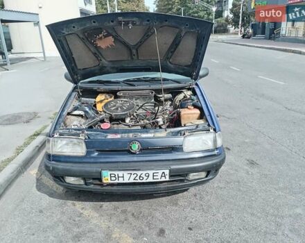 Синий Шкода Фелиция, объемом двигателя 1.3 л и пробегом 250 тыс. км за 900 $, фото 6 на Automoto.ua