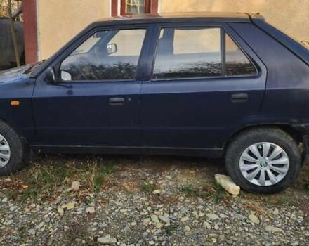 Синий Шкода Фелиция, объемом двигателя 1.3 л и пробегом 235 тыс. км за 950 $, фото 2 на Automoto.ua