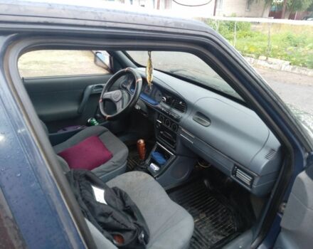 Синій Шкода Феліція, об'ємом двигуна 1.3 л та пробігом 200 тис. км за 950 $, фото 3 на Automoto.ua