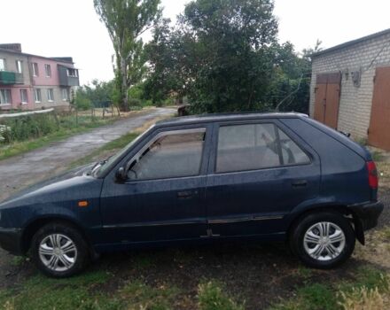 Синій Шкода Феліція, об'ємом двигуна 1.3 л та пробігом 200 тис. км за 950 $, фото 1 на Automoto.ua