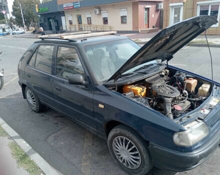 Синій Шкода Феліція, об'ємом двигуна 1 л та пробігом 245 тис. км за 700 $, фото 3 на Automoto.ua