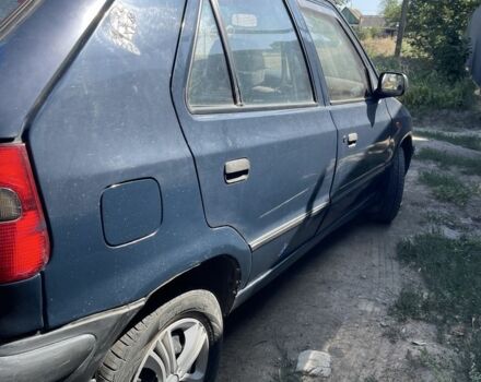 Синій Шкода Феліція, об'ємом двигуна 1.3 л та пробігом 300 тис. км за 1200 $, фото 2 на Automoto.ua