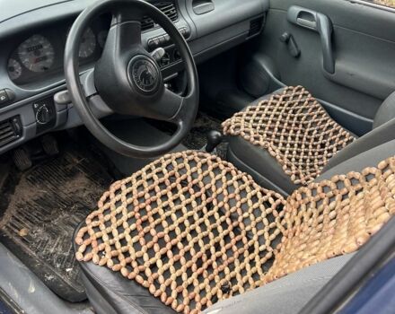 Синий Шкода Фелиция, объемом двигателя 1 л и пробегом 300 тыс. км за 800 $, фото 5 на Automoto.ua