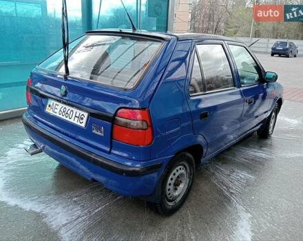 Синий Шкода Фелиция, объемом двигателя 1.6 л и пробегом 266 тыс. км за 2500 $, фото 3 на Automoto.ua