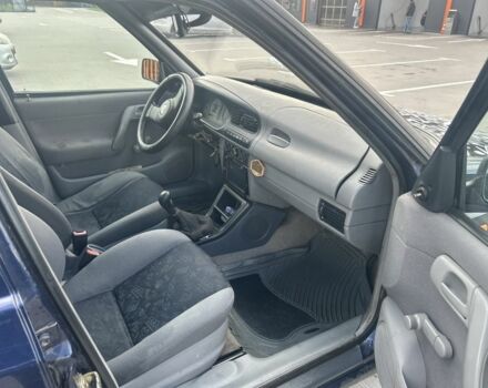 Синій Шкода Феліція, об'ємом двигуна 1.3 л та пробігом 300 тис. км за 999 $, фото 6 на Automoto.ua