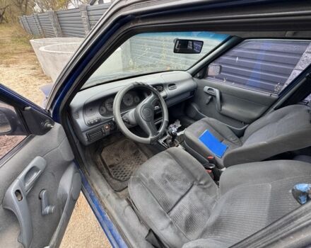 Синий Шкода Фелиция, объемом двигателя 1.3 л и пробегом 120 тыс. км за 400 $, фото 5 на Automoto.ua