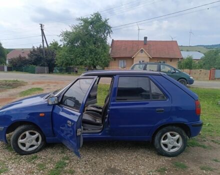 Синий Шкода Фелиция, объемом двигателя 1.6 л и пробегом 229 тыс. км за 1300 $, фото 6 на Automoto.ua