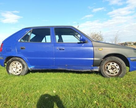 Синий Шкода Фелиция, объемом двигателя 1.3 л и пробегом 216 тыс. км за 900 $, фото 3 на Automoto.ua