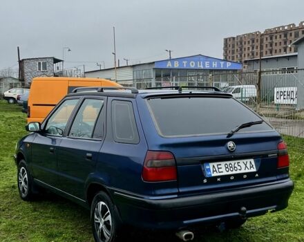 Синий Шкода Фелиция, объемом двигателя 1.6 л и пробегом 195 тыс. км за 2100 $, фото 3 на Automoto.ua