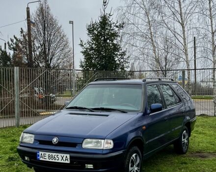 Синий Шкода Фелиция, объемом двигателя 1.6 л и пробегом 195 тыс. км за 2100 $, фото 1 на Automoto.ua