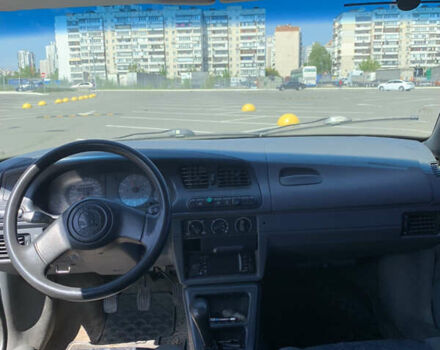 Синий Шкода Фелиция, объемом двигателя 1.6 л и пробегом 177 тыс. км за 2300 $, фото 8 на Automoto.ua