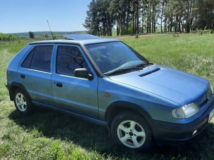 Шкода Феліція 1995 у Харкові на Automoto.ua Синій Шкода Феліція, об'ємом двигуна 1.3 л та пробігом 112 тис. км за 2000 $, фото 1 на Automoto.ua