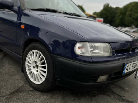 Синій Шкода Феліція, об'ємом двигуна 1.3 л та пробігом 200 тис. км за 2000 $, фото 1 на Automoto.ua