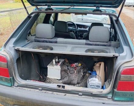 Зеленый Шкода Фелиция, объемом двигателя 1.3 л и пробегом 193 тыс. км за 750 $, фото 4 на Automoto.ua