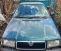 Зеленый Шкода Фелиция, объемом двигателя 1.6 л и пробегом 230 тыс. км за 600 $, фото 1 на Automoto.ua