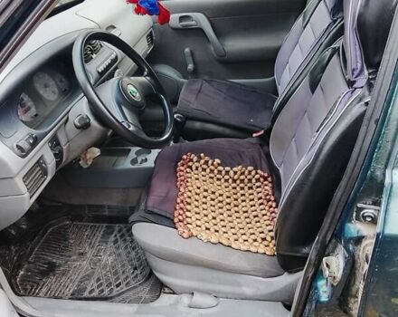 Зелений Шкода Феліція, об'ємом двигуна 1.3 л та пробігом 358 тис. км за 1350 $, фото 2 на Automoto.ua