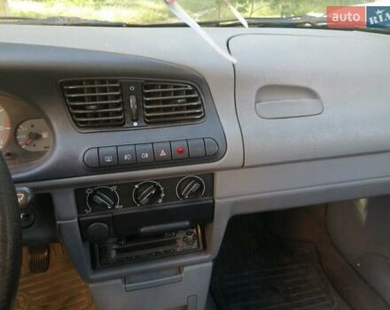 Зеленый Шкода Фелиция, объемом двигателя 1.3 л и пробегом 115 тыс. км за 2300 $, фото 4 на Automoto.ua