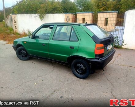 Зеленый Шкода Фелиция, объемом двигателя 1.3 л и пробегом 265 тыс. км за 1350 $, фото 4 на Automoto.ua