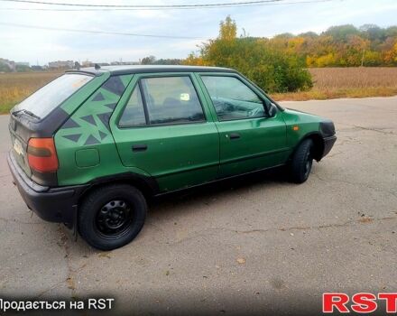 Зеленый Шкода Фелиция, объемом двигателя 1.3 л и пробегом 265 тыс. км за 1350 $, фото 3 на Automoto.ua