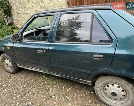 Зеленый Шкода Фелиция, объемом двигателя 1 л и пробегом 220 тыс. км за 571 $, фото 2 на Automoto.ua