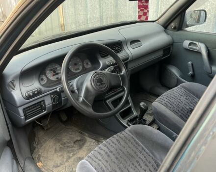 Зелений Шкода Феліція, об'ємом двигуна 1.3 л та пробігом 10 тис. км за 1050 $, фото 3 на Automoto.ua