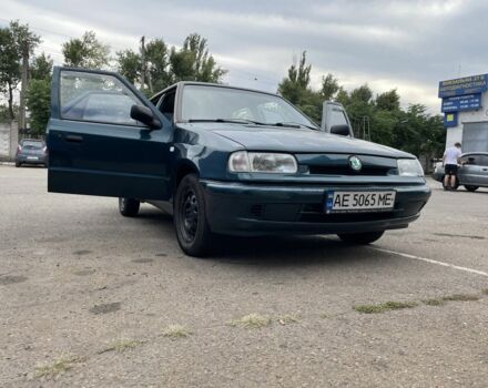 Зеленый Шкода Фелиция, объемом двигателя 1.3 л и пробегом 380 тыс. км за 1800 $, фото 9 на Automoto.ua