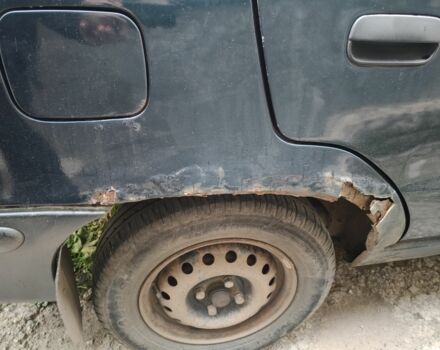 Зеленый Шкода Фелиция, объемом двигателя 1.3 л и пробегом 361 тыс. км за 800 $, фото 4 на Automoto.ua