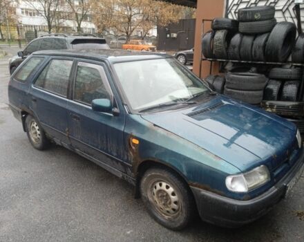 Зеленый Шкода Фелиция, объемом двигателя 0 л и пробегом 137 тыс. км за 600 $, фото 1 на Automoto.ua