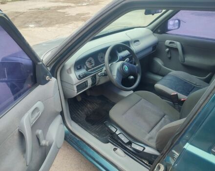 Зеленый Шкода Фелиция, объемом двигателя 1.3 л и пробегом 250 тыс. км за 900 $, фото 2 на Automoto.ua