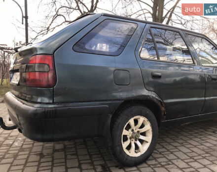 Зеленый Шкода Фелиция, объемом двигателя 1.4 л и пробегом 230 тыс. км за 650 $, фото 4 на Automoto.ua