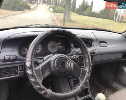 Зеленый Шкода Фелиция, объемом двигателя 1.4 л и пробегом 230 тыс. км за 650 $, фото 6 на Automoto.ua